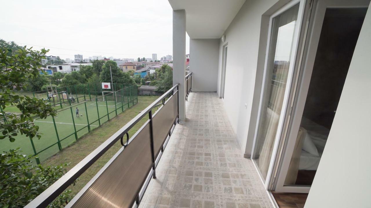 Hotel Progress Батуми Екстериор снимка
